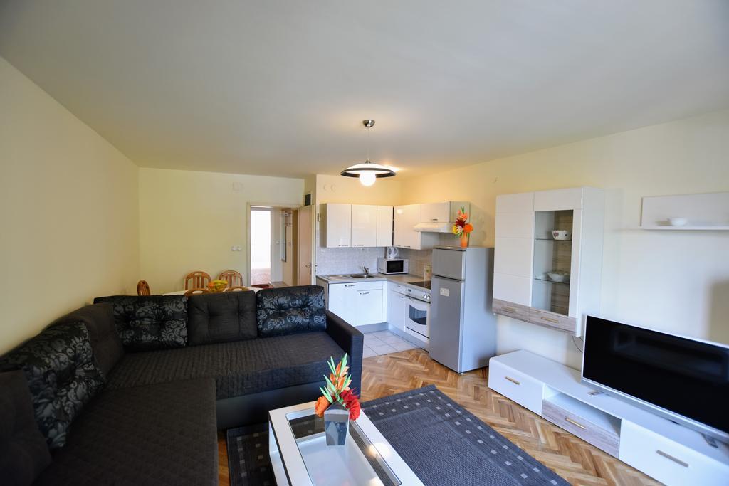 Apartments Dobranic Crikvenica Εξωτερικό φωτογραφία
